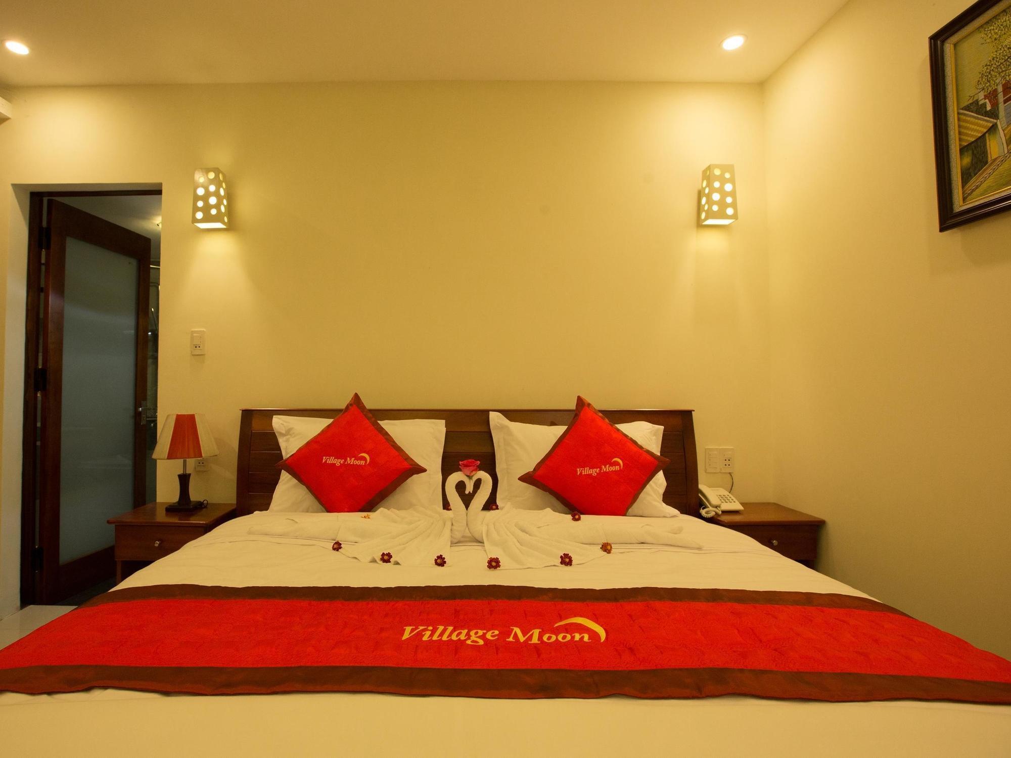 Village Moon Villa Хойан Экстерьер фото